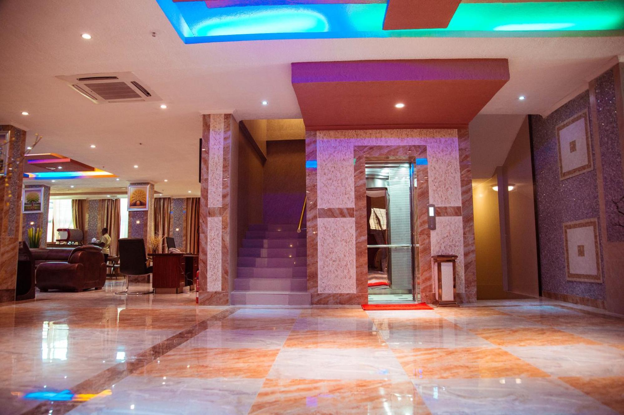 Hotel Tiffany Diamond Ltd - Makunganya