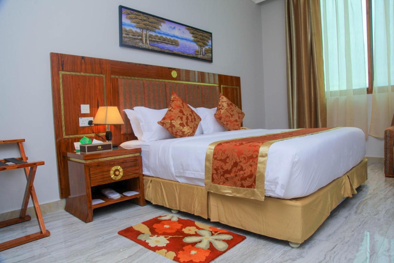 Tiffany Diamond Ltd - Makunganya Hotel